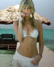 Claudia Schiffer - wallpaper preview