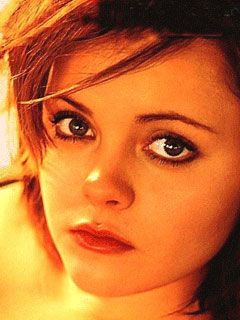 Christina Ricci - wallpaper preview
