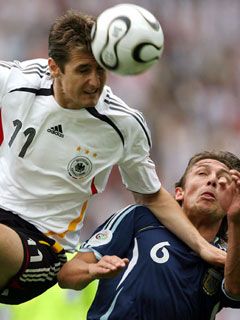 Miroslav Klose - wallpaper preview