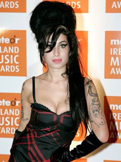 Amy Winehouse - wallpaper preview