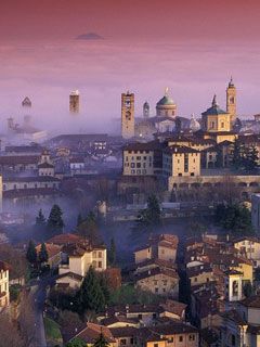 Bergamo - Lombardy - Italy - wallpaper preview