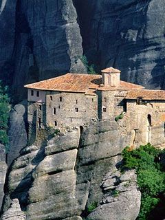 Greece - Meteora - wallpaper preview