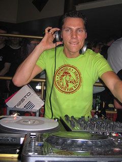 Dj Tiesto  - wallpaper preview