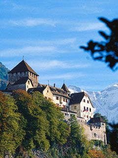 Schloss Vaduz - wallpaper preview