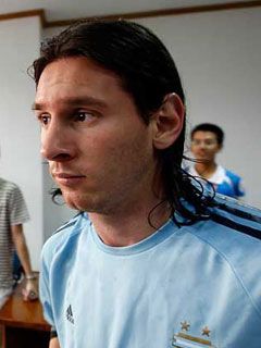 Lionel Messi - Beijing 2008 - wallpaper preview