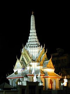 Bangkok at night - wallpaper preview