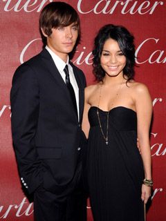 Zac Efron and Vanessa Hudgens - wallpaper preview