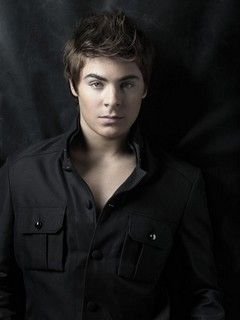 Zac Efron - wallpaper preview