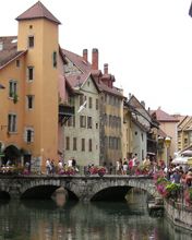 Annecy - wallpaper preview