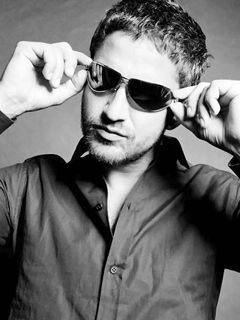 Gerard Butler - wallpaper preview