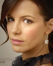 Kate Beckinsale - wallpaper preview