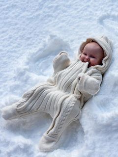 Snow Angel - wallpaper preview