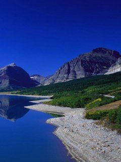 Lago Montano Sereno - wallpaper preview