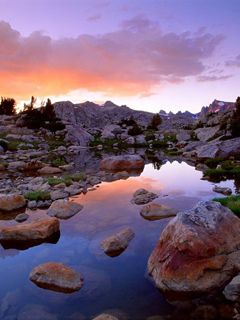 Sereno Tramonto Montano - wallpaper preview