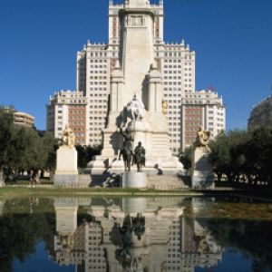 Riflesso del Monumento a Madrid