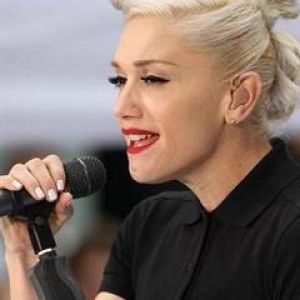 Gwen Stefani Canta
