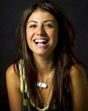 Ritratto di Ragazza Sorridente - wallpaper preview