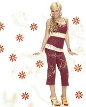 Ragazza alla Moda in Outfit Trendy - wallpaper preview