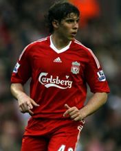 Giocatore del Liverpool FC in Azione - wallpaper preview