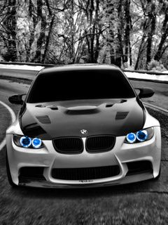 BMW M3 con Fari Blu - wallpaper preview