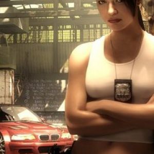 Donna Forte con Auto Sportiva