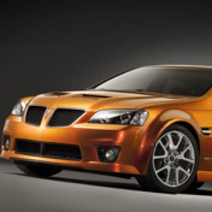 Auto Pontiac G8 GT Arancione