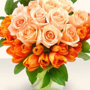 Bellissimo Mazzo di Rose e Tulipani