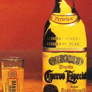 Bottiglia di Tequila Jose Cuervo
