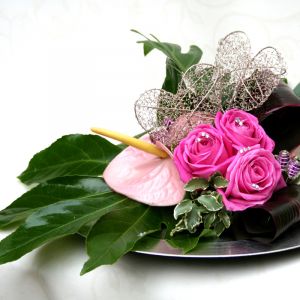 Elegante Composizione Floreale