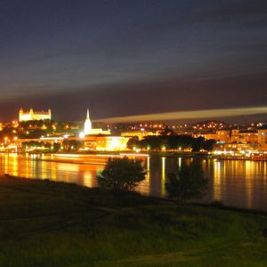 Skyline Notturna di Bratislava