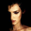 Ritratto Glamour di una Donna - wallpaper preview