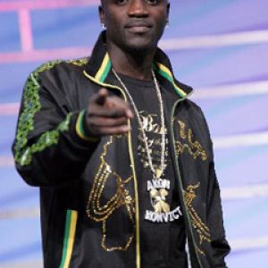 Akon Stile Unico