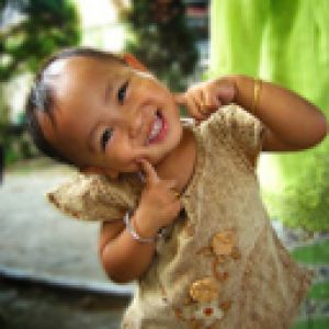 Bambino Felice e Sorridente