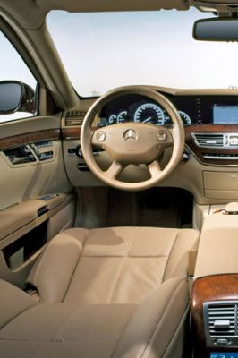 Interno di Lusso Mercedes - wallpaper preview