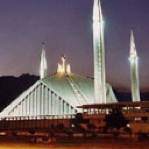 Moschea Faisal di Notte