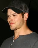Uomo Stiloso con Cappello - wallpaper preview