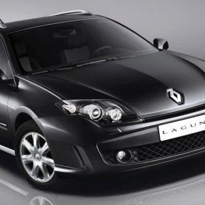 Auto Nero Renault Laguna
