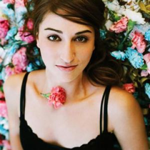 Bella Ragazza con Fiori