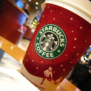 Tazza di Caffè Festiva Starbucks