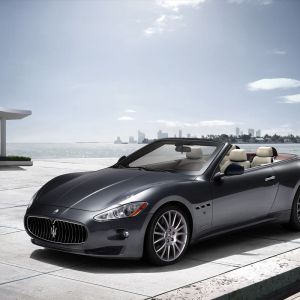 Auto Cabriolet Maserati di Lusso