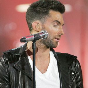 Adam Levine in Concerto