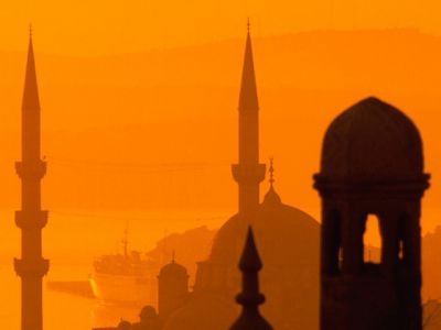 Minareti Silhouette al Tramonto - wallpaper preview