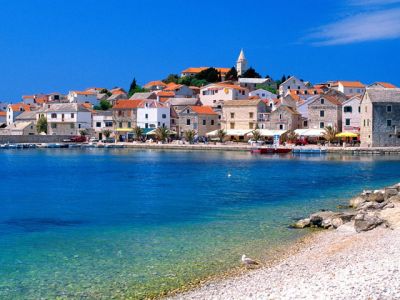 Villaggio Costiero sul Mare - wallpaper preview