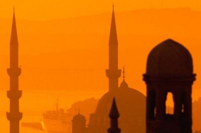 Minareti Silhouette al Tramonto - wallpaper preview