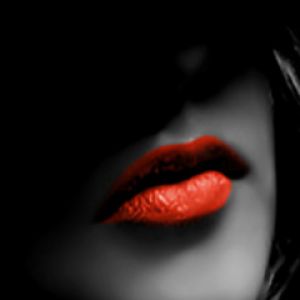 Labbra Rosse su Sfondo Nero