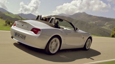 BMW Z4 Cabriolet su Strada Panoramica - wallpaper preview