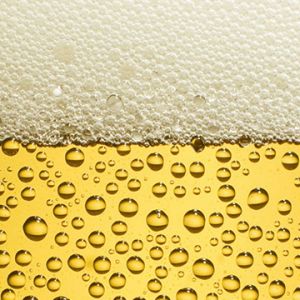 Birra Rinfrescante con Bollicine