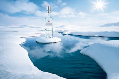 Chill Vodka in Paesaggio Ghiacciato - wallpaper preview