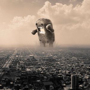 Mostro Gigante Sopra la Città