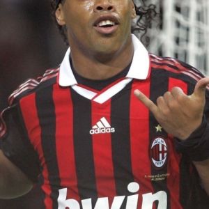 Ronaldinho Festeggia un Gol